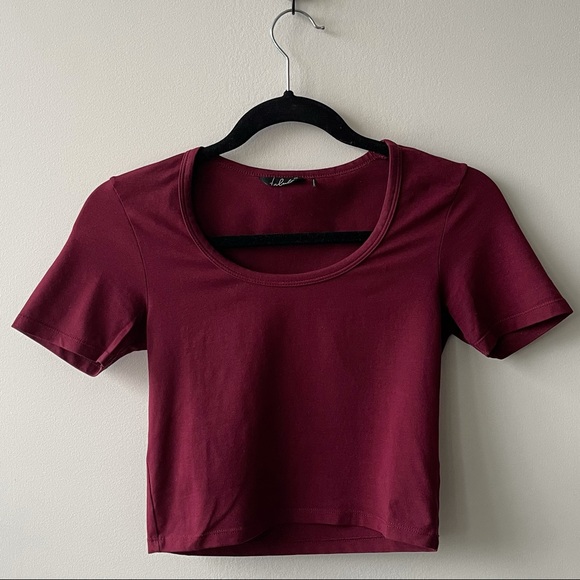 ARITZIA Talula Short Sleeve Crop Top (excellent condition) - Picture 1 of 4